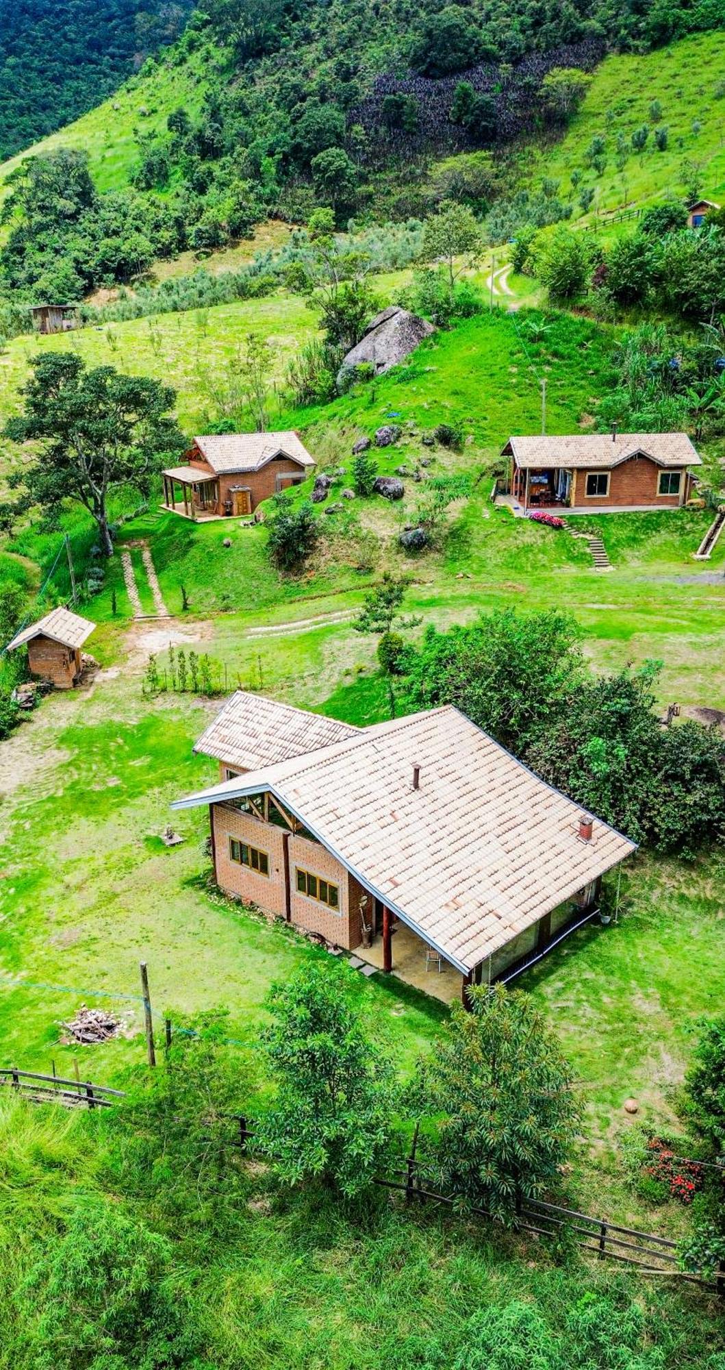Chale Araucaria- Vale Das Pedras Mg Sapucaí-Mirim Exterior foto